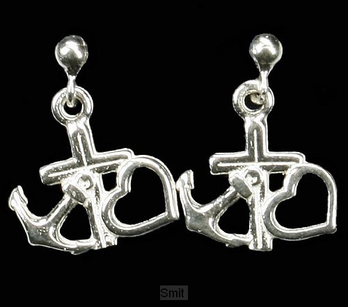 Oorhangers zilver g h l naast elkaar