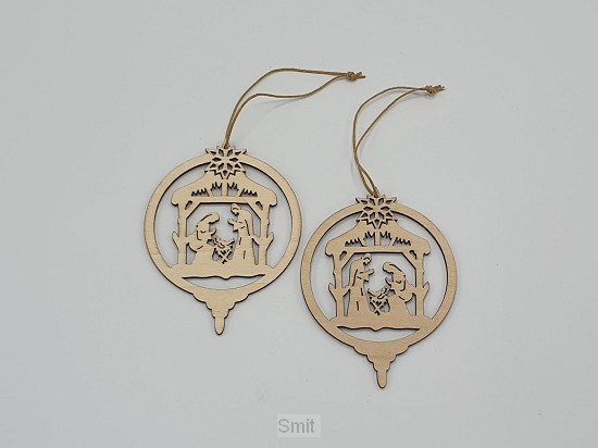 Wooden nativity hanger 10cm