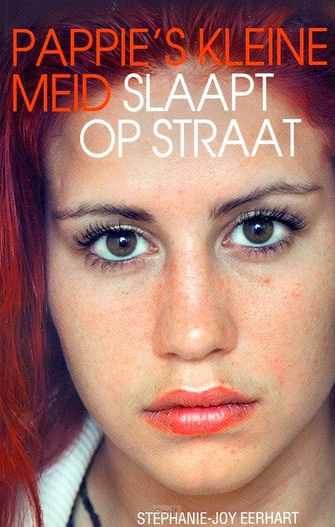 Pappie's kleine meid slaapt op straat